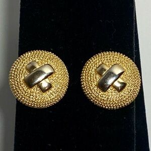 Vintage Erwin Pearl Gold Plated X Textured Clip-on Earrings